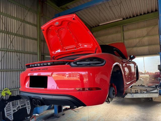ポルシェ　７１８ボクスターGTS 車検　輸入車の販売・車検・修理・鈑金　 茨城　千葉　守谷　つくばみらい　土浦　取手　つくば　石岡　筑西　古河　下妻　常総　坂東　龍ヶ崎　牛久　利根町　柏　我孫子　野田　流山　おおたかの森