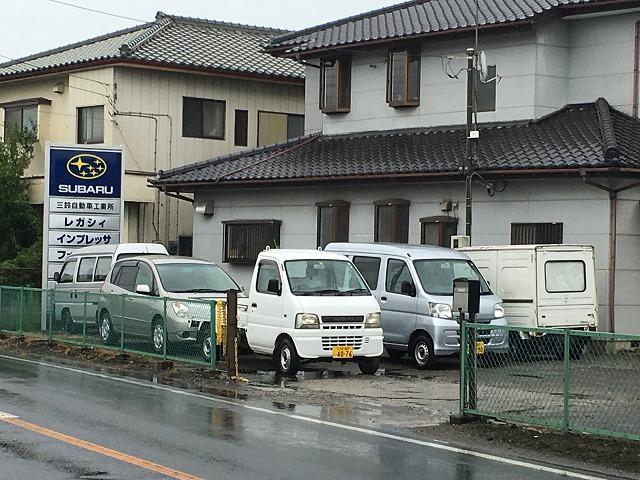 新車・中古車販売もしております。お車をお探しすることも可能です。日曜日・祝日は定休日となります。