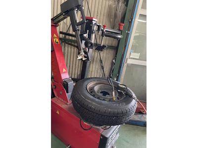 タイヤ作業はプロにお任せ