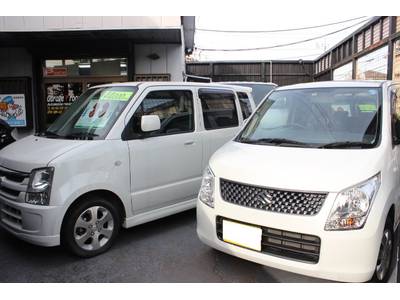 人気の中古車も展示しております！