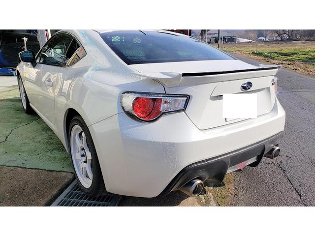 スバル　BRZ　タイヤ持ち込み交換