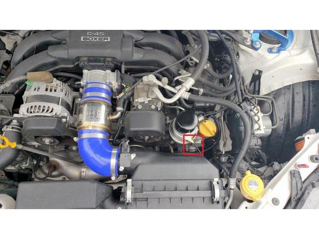 スバル　BRZ　油温計　取付