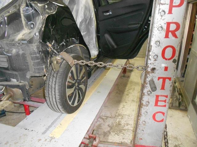 スイフト　板金塗装