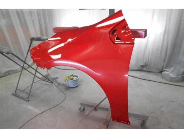 プリウス　フロント廻り　板金塗装