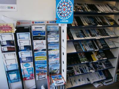 各メーカー新車・中古車販売いたします。