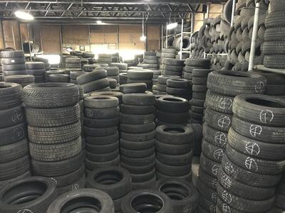 中古タイヤをお探しのお客様、是非当店へ！