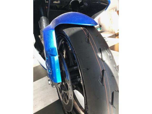 スズキ  SUZUKI GSXR-750 タイヤ交換 オートバイタイヤ バイクタイヤ タイヤ専門店 横浜 都筑 青葉 グリフ GRIFF GSX 750 ナナハン