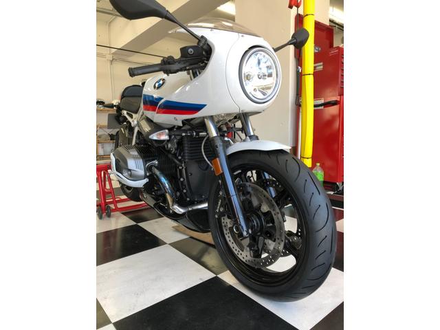 BMW　R NINE　T　RACER　タイヤ交換 METZELER（メッツラー）/SPORTEC M9 RR 新商品 タイヤ交換 バイク タイヤ交換 横浜 都筑 港北 青葉 タイヤ専門店 自動車タイヤ 持込みタイヤもOK