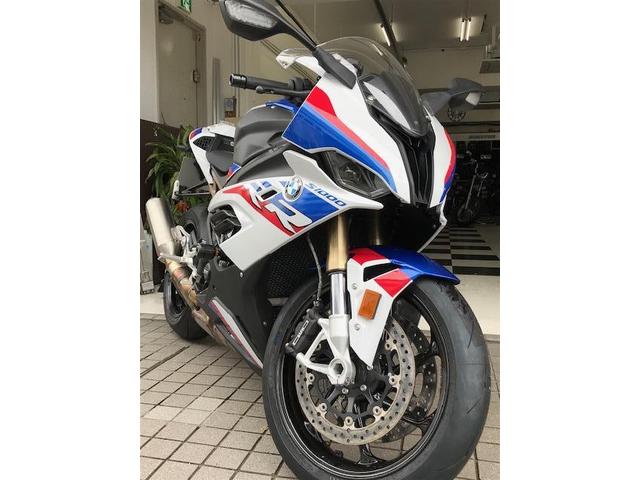 BMW S1000RR Mパッケージ　タイヤ交換 ピレリ ディアブロスーパーコルサV3 　120/70ZR17 SC1 200/55ZR17 SC2 M1000RR バイクタイヤ交換 オートバイタイヤ スパコル カーボンホイール交換OK　