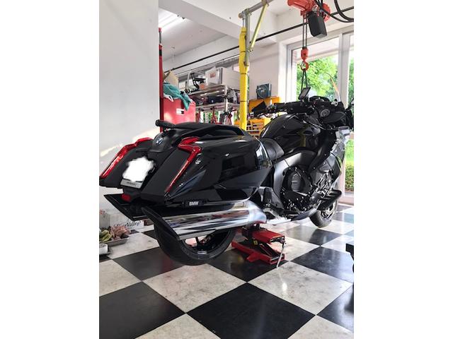 BMW　K1600B　Bagger　タイヤ交換　オートバイタイヤ交換　バイクタイヤ交換　タイヤ専門店　グリフ　GRIFF　横浜市　都筑区　東名高速　青葉