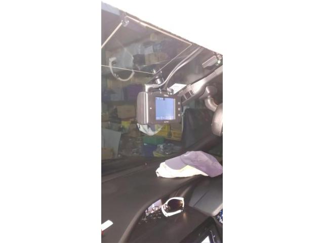 トヨタヴォクシー  H28年式　ＺＷＲ80Ｇ　に　セルスター ドライブレコーダー前後2カメラ式　ＣＳＤ-790ＦＨＤを取付　駐車監視用専用ハーネスも取付