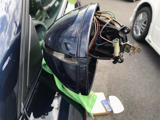 アウディ　ＴＴ　ミラーウインカー交換　ウインカー内蔵ブルーレンズミラー交換