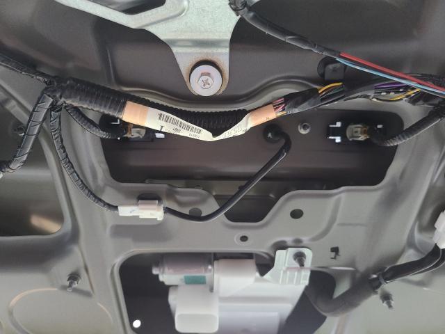 日産　エルグランド　ナンバー灯LED化