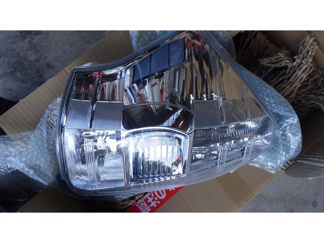 プリウス ZVW40 左テールランプ交換 中古|グーネットピット プリウス ZVW40 左テールランプ交換 中古|グーネットピット