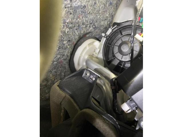 日産　エクストレイル　エアコンの風が出ない
