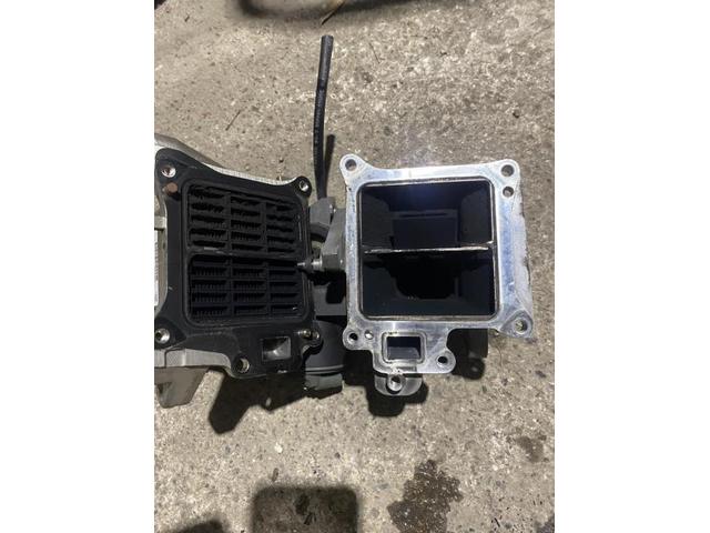 ボルボ V40 エンジンチェックランプ点灯 インマニ清掃