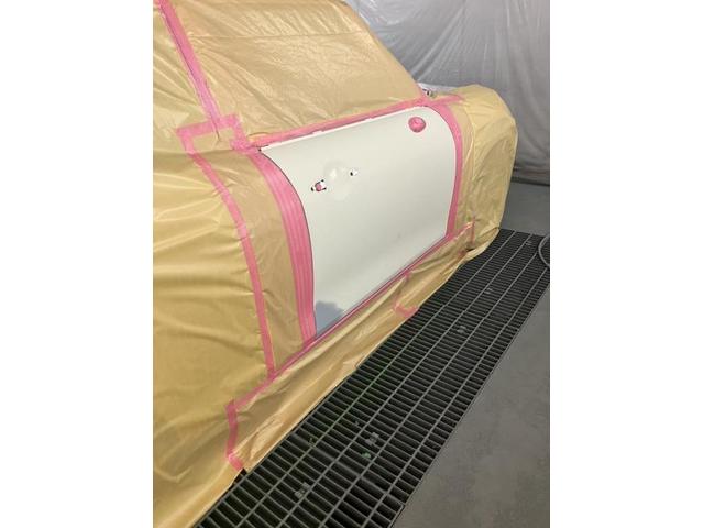 MINI ドアの傷の補修 バックドアの塗膜のブリスター 左右ヘッドライトレンズリフォーム