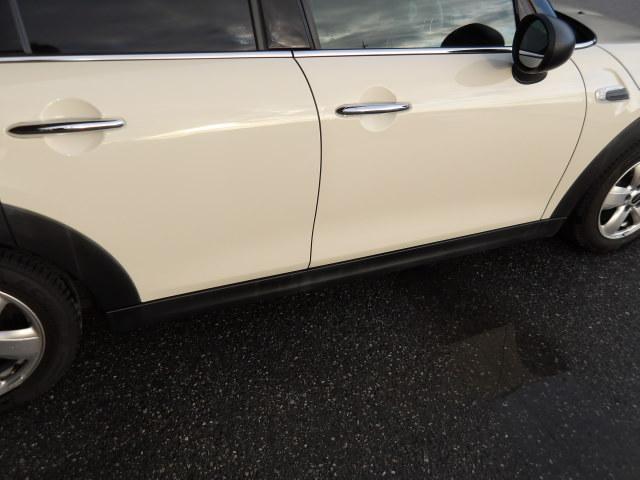 MINI ドアの傷の補修 バックドアの塗膜のブリスター 左右ヘッドライトレンズリフォーム