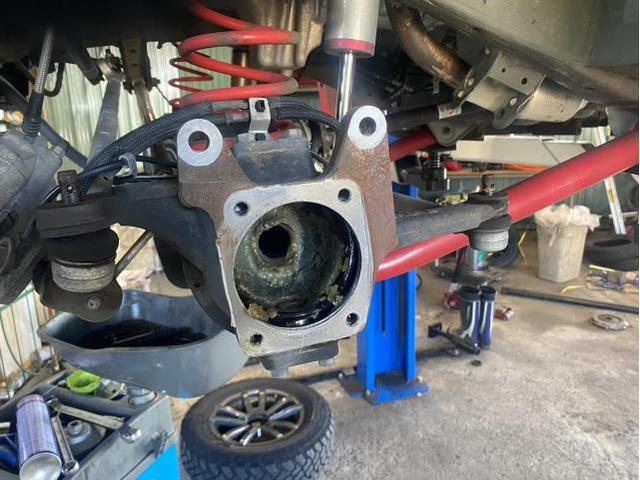 スズキ　ジムニーＪＢ64Ｗ　ハンドルがガタガタ振動する　ジャダー　シミー　の修理