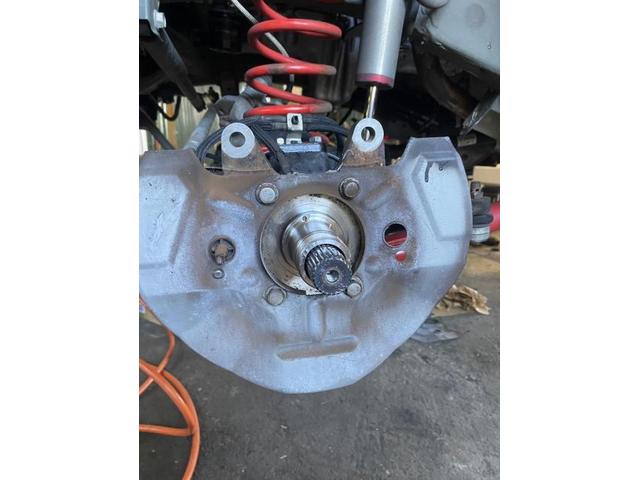 スズキ　ジムニーＪＢ64Ｗ　ハンドルがガタガタ振動する　ジャダー　シミー　の修理