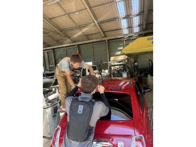 ルノー　トゥインゴ　外装品　ストライプテープを貼りました。