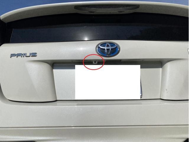 トヨタ　プリウス　走行時　ゴーという異音と　バックカメラの画像が鮮明でない　修理