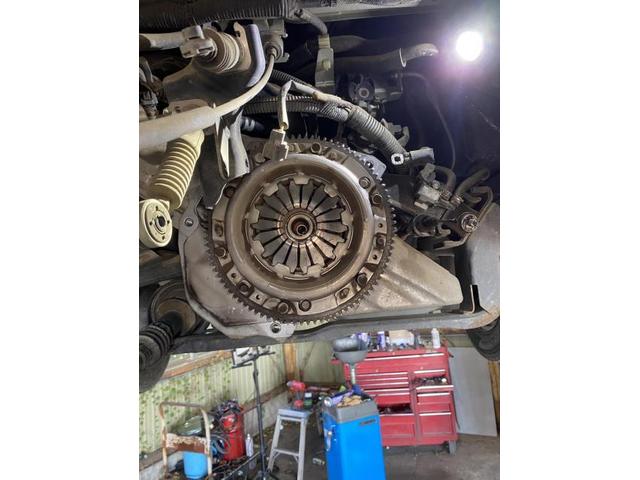 スズキ　キャリイトラック　車検とクラッチ交換　左ドアをリサイクル部品で交換しました。