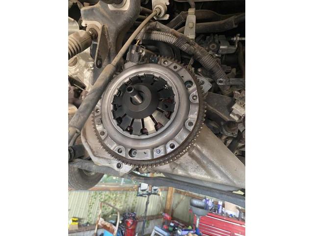 スズキ　キャリイトラック　車検とクラッチ交換　左ドアをリサイクル部品で交換しました。