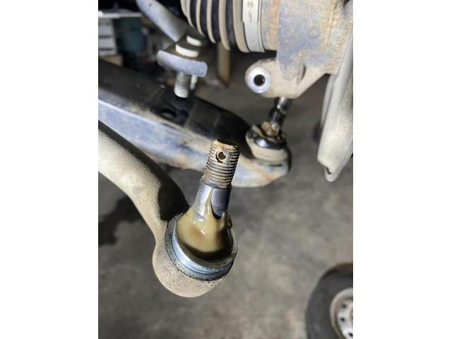 スズキ　キャリイトラック　車検とクラッチ交換　左ドアをリサイクル部品で交換しました。