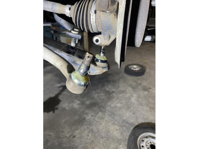 スズキ　キャリイトラック　車検とクラッチ交換　左ドアをリサイクル部品で交換しました。