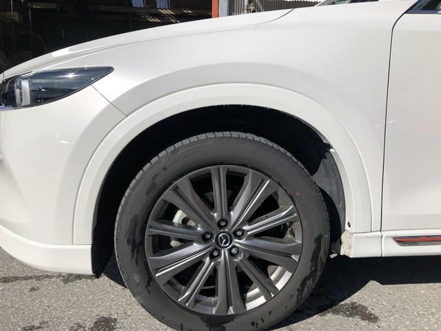 マツダ　ＣＸ－８　フロントバンパー修理　フェンダーモール　修理　カラーナンバー51Ｋ　ロジウムホワイトプレミアムメタリック