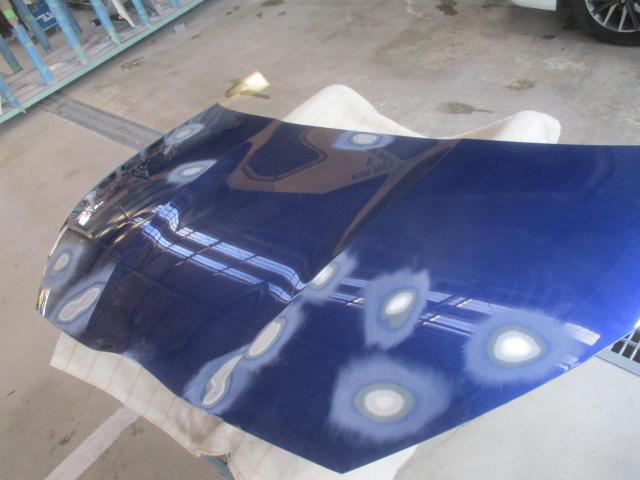 トヨタ　ヤリス　ボンネット　飛石傷修理しました。