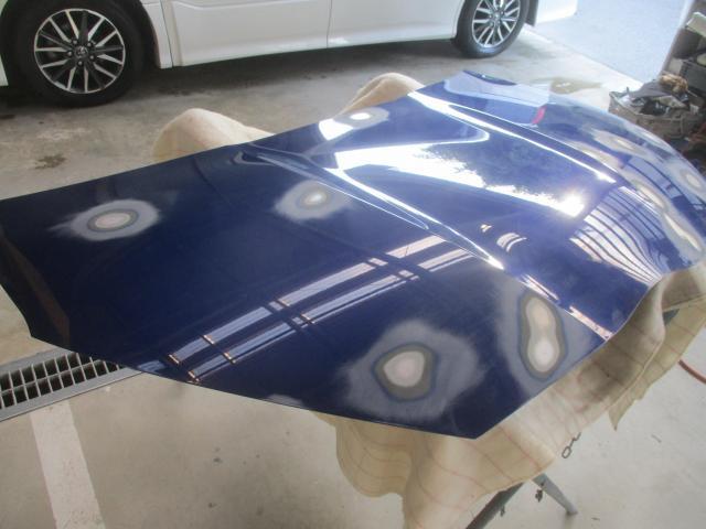 トヨタ　ヤリス　ボンネット　飛石傷修理しました。