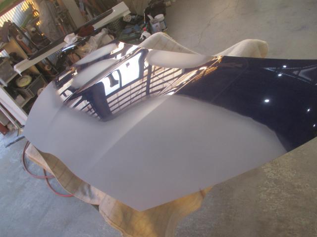 トヨタ　ヤリス　ボンネット　飛石傷修理しました。