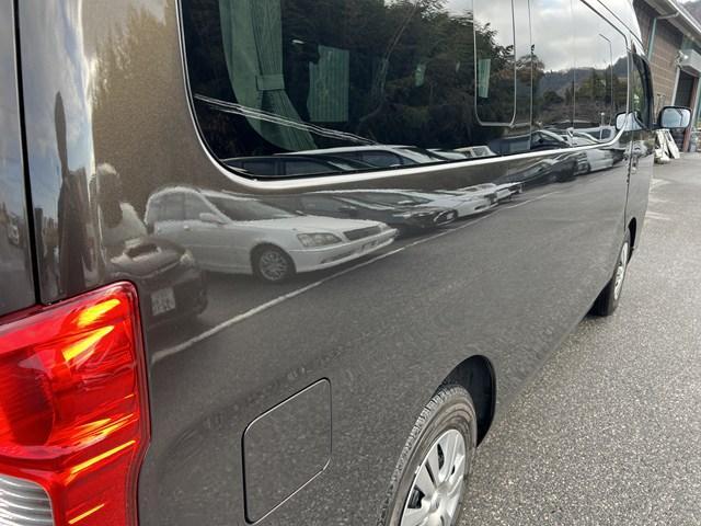 日産　キャラバン　キャンピングカー　実費　右リアフェンダ　大きな損傷　鈑金塗装で修理しました。