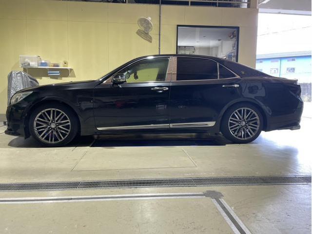 トヨタ　クラウン　サスペンション・足回りパーツ取付