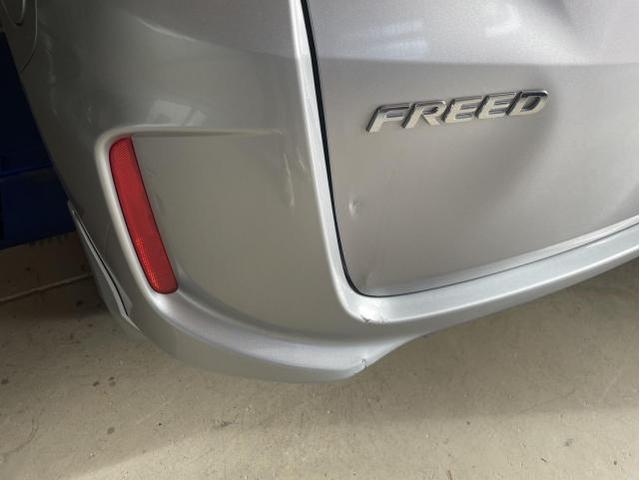 ホンダ　フリード　板金・外装補修