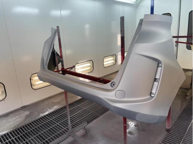 ホンダ　フリード　板金・外装補修