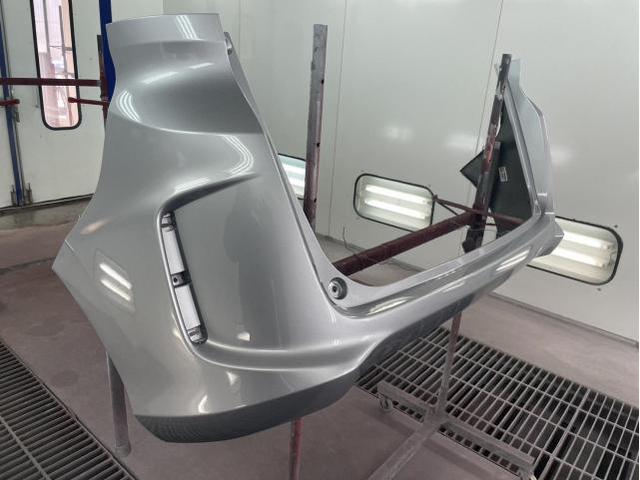 ホンダ　フリード　板金・外装補修