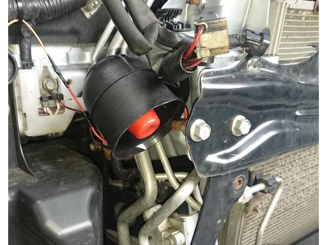 200系ハイエースヘッドライト、フォグバルブLED化、ドアロックアンサーバック取り付け！
深浦 鰺ヶ沢 つがる市 五所川原