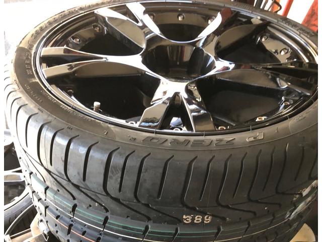 ランボルギーニ　ガヤルド　295/30R19 後輪　タイヤ交換