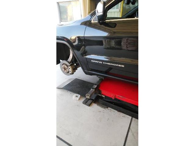 jeep グランドチェロキー 持ち込みタイヤ 265/60/18|グーネットピット
