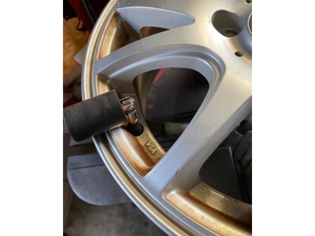 トヨタ　シエンタ　車検　タイヤ交換