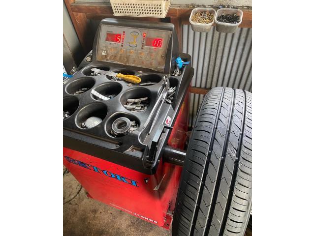 トヨタ　シエンタ　車検　タイヤ交換