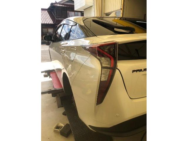 トヨタ　プリウス　215/45/17 4本　持ち込みタイヤ交換