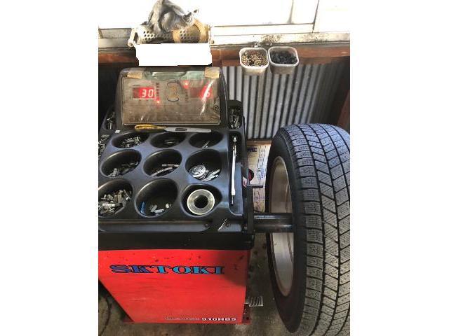 ボルボ　195/60/16 4本　持ち込み　スタッドレスタイヤ交換