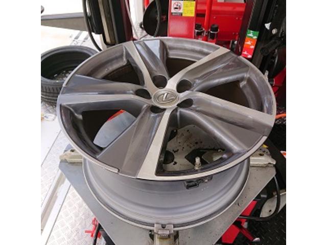 レクサス　ＧＳ　タイヤ交換　１８インチ
空気圧センサー搭載車
