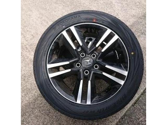 ホンダ　オデッセイ　タイヤ交換　17インチ
