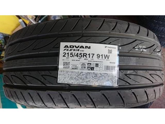 出張作業　パンク　タイヤ交換　BRZ・86　215/45R17
17インチ