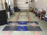 車検専用ラインも完備しています作業もスムーズでお待たせいたしません